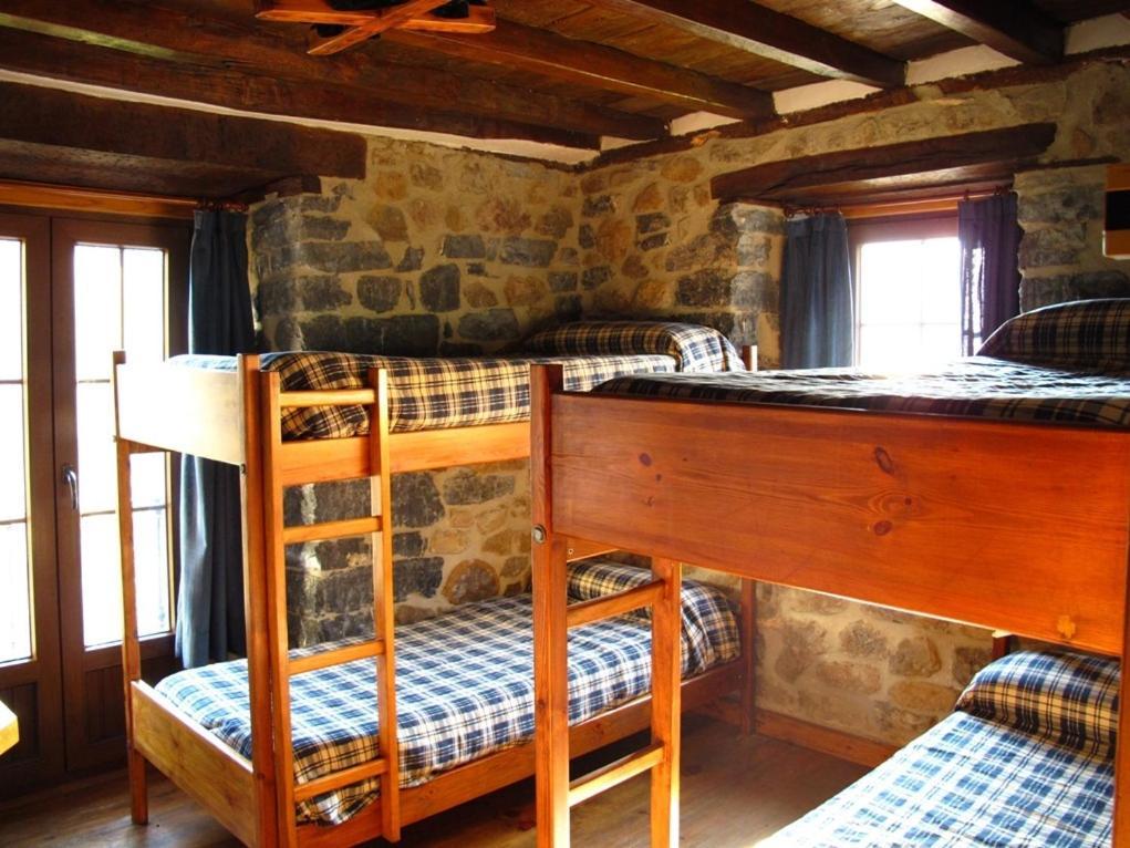 Albergue Turístico Valdebaró Camaleño Habitación foto
