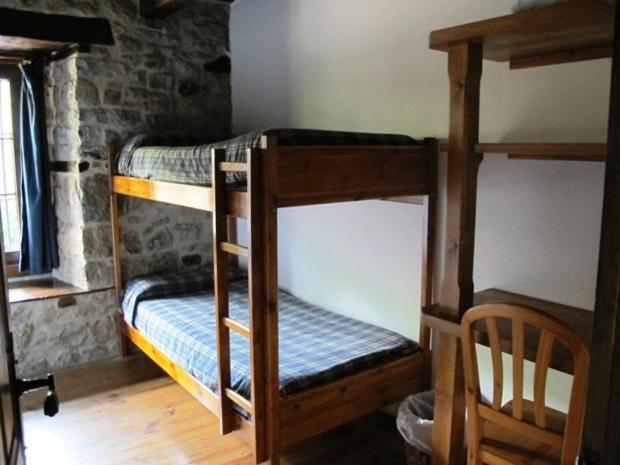 Albergue Turístico Valdebaró Camaleño Habitación foto